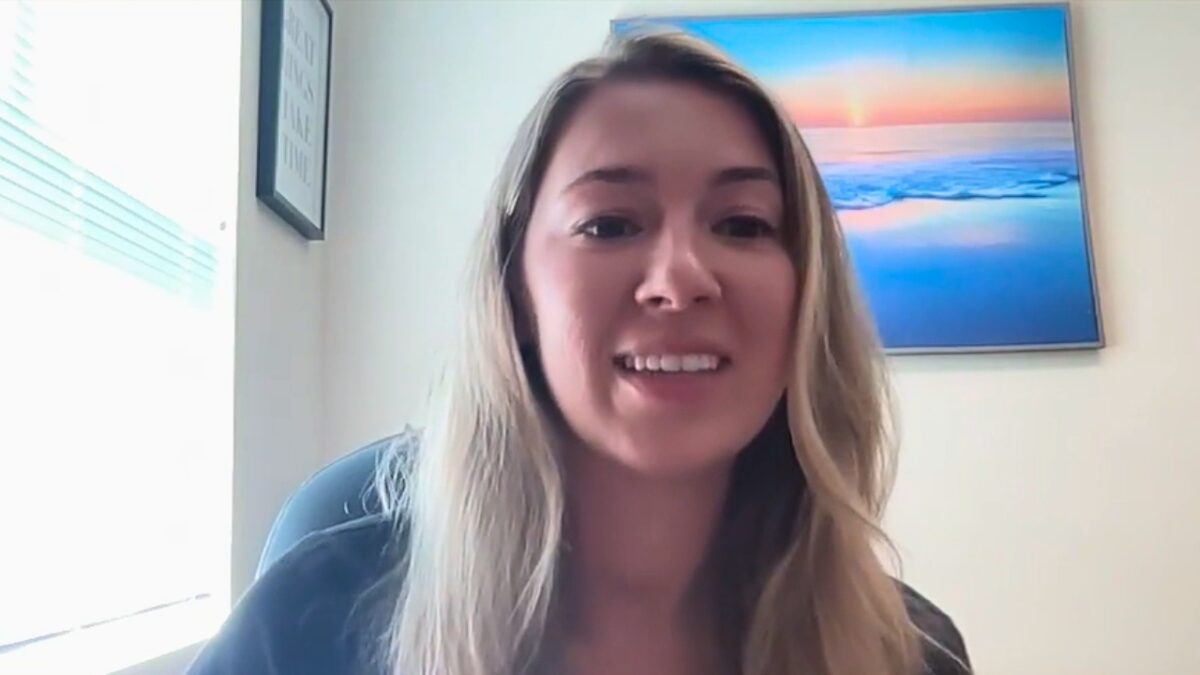 Stephanie Lomazov sharing her Aphasia Insights